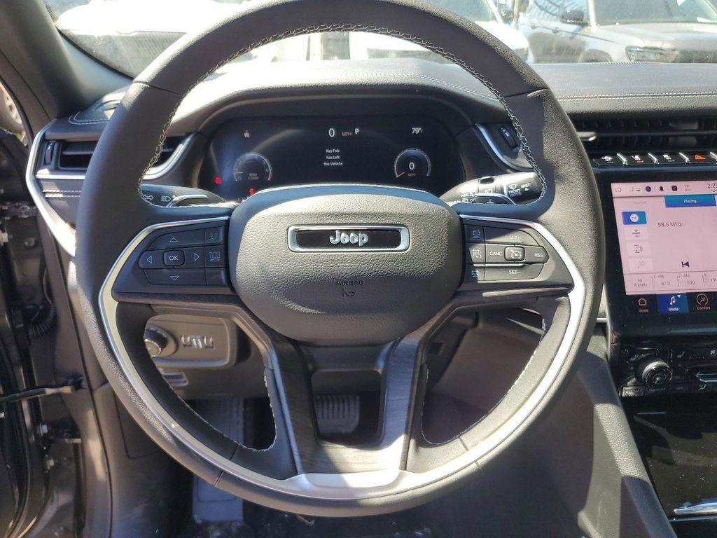 new 2025 Jeep Grand Cherokee car, priced at $44,380