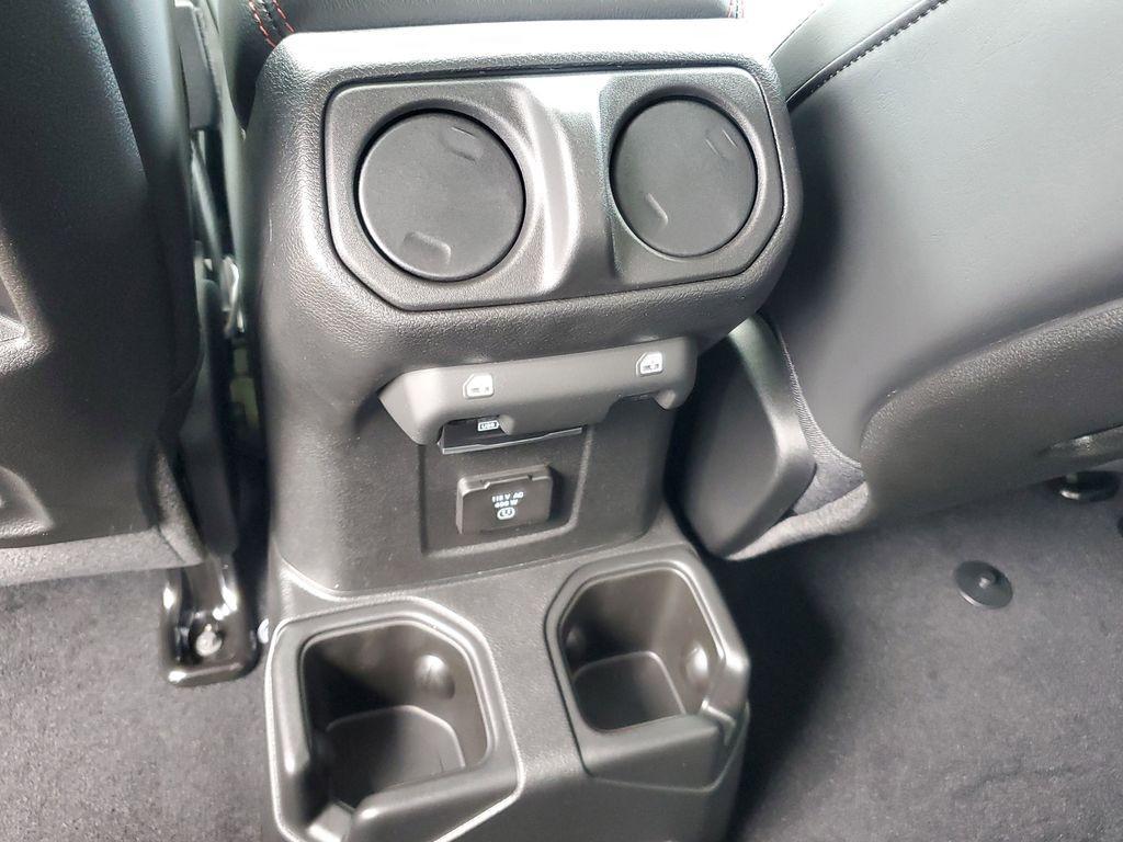 new 2025 Jeep Gladiator car, priced at $45,540
