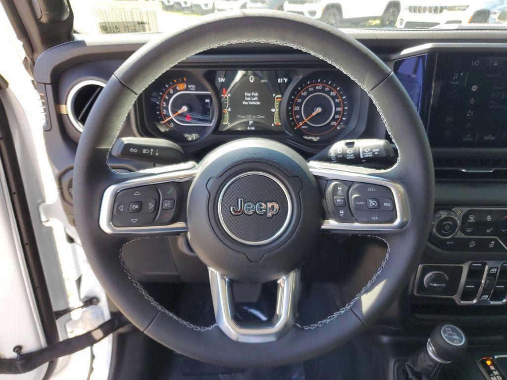 new 2025 Jeep Wrangler car, priced at $45,190