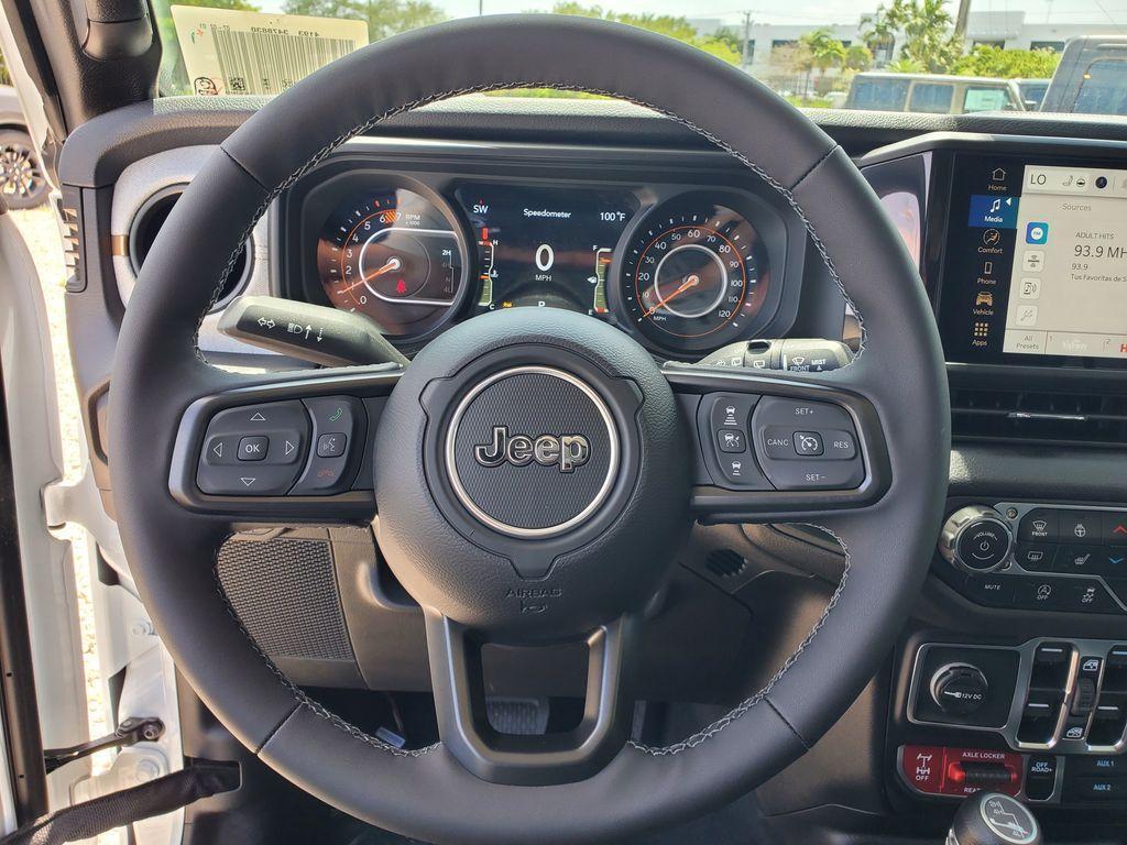 new 2025 Jeep Wrangler car, priced at $43,230