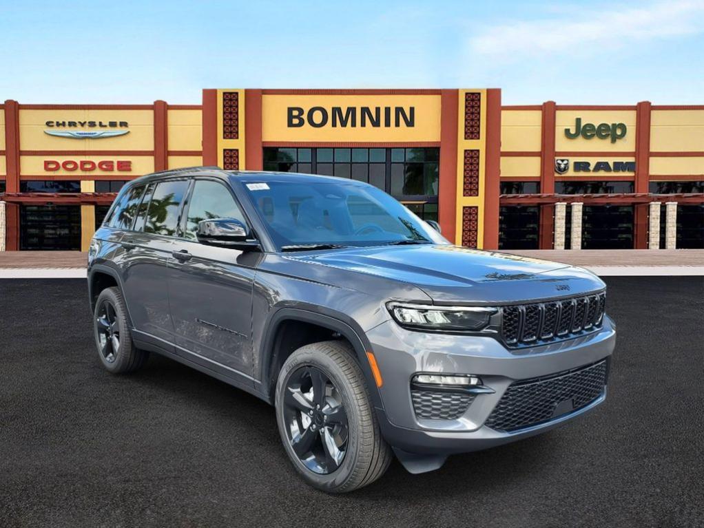 new 2025 Jeep Grand Cherokee car, priced at $40,990