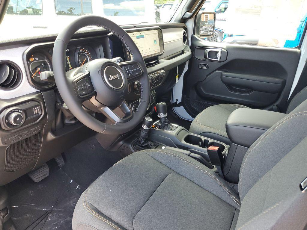 new 2025 Jeep Wrangler car, priced at $37,799