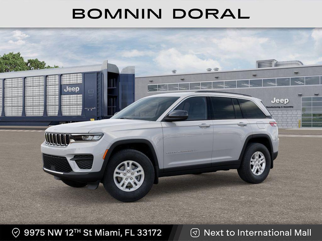 new 2025 Jeep Grand Cherokee car, priced at $29,995
