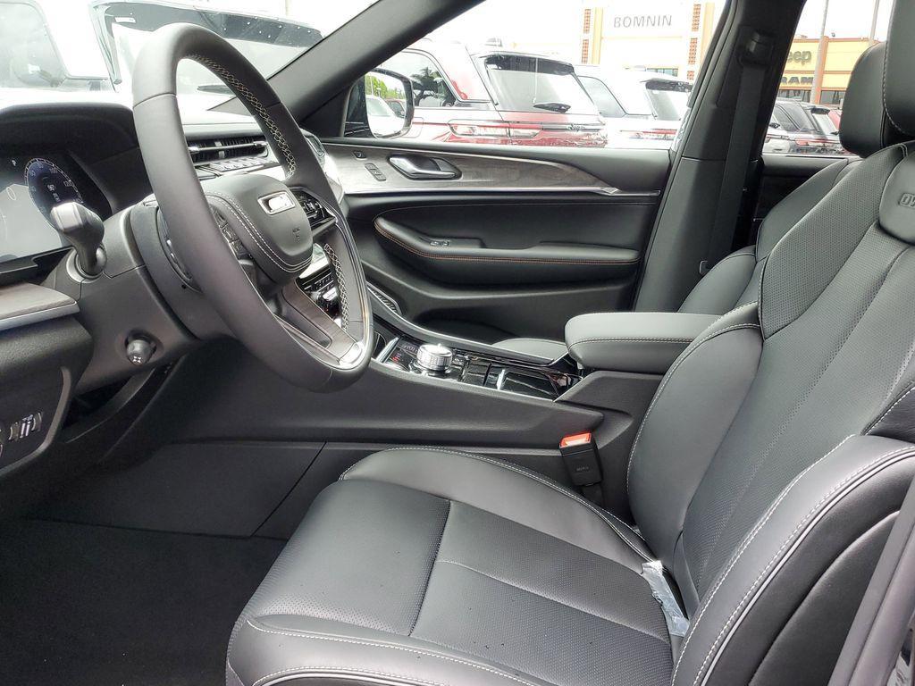 new 2025 Jeep Grand Cherokee L car, priced at $56,295
