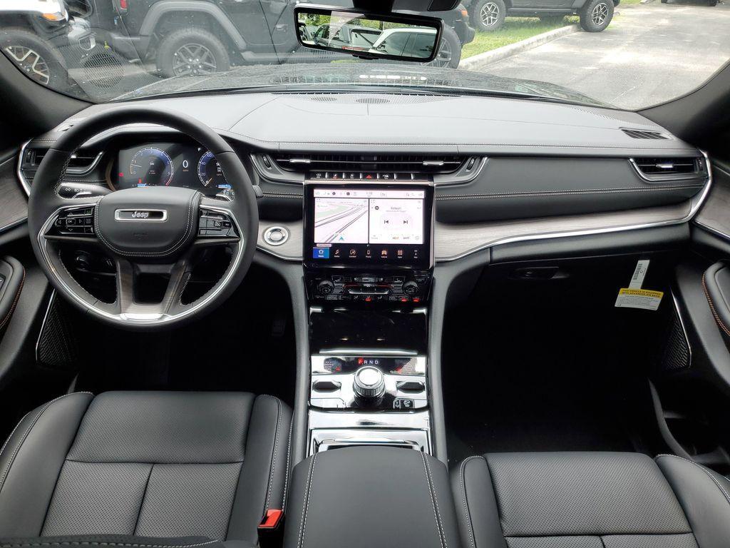 new 2025 Jeep Grand Cherokee L car, priced at $56,295