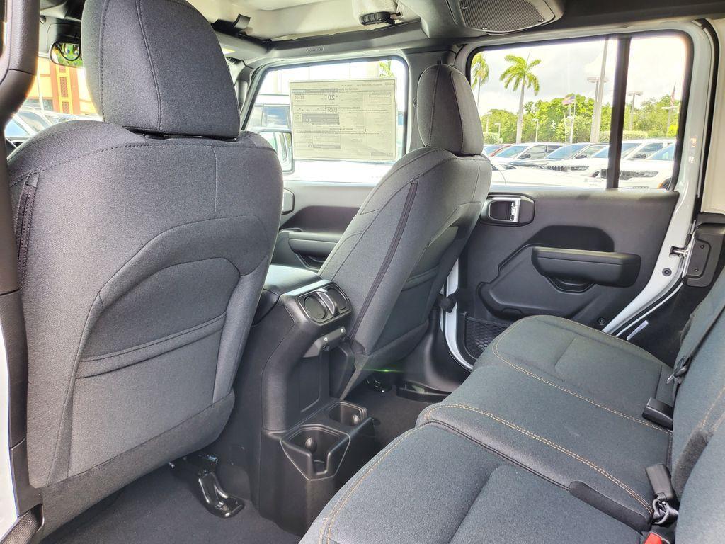 new 2025 Jeep Wrangler car, priced at $39,481
