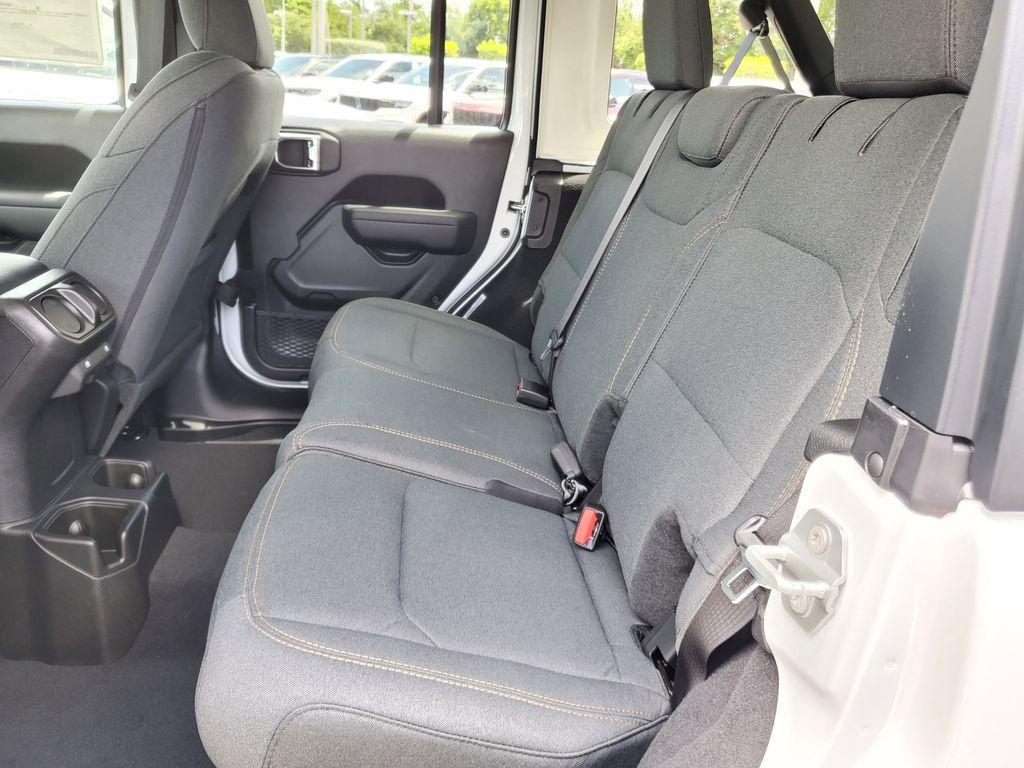 new 2025 Jeep Wrangler car, priced at $39,481