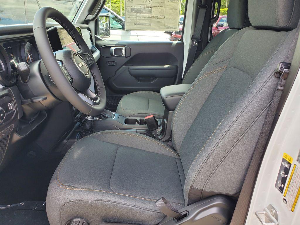 new 2025 Jeep Wrangler car, priced at $39,481
