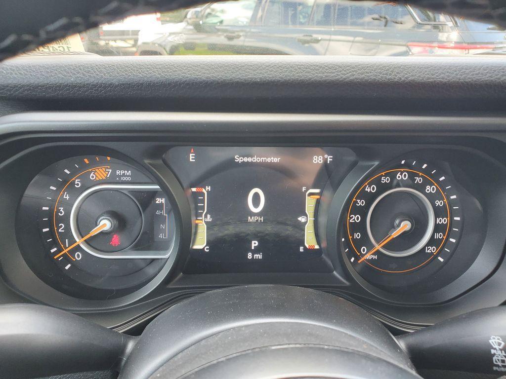 new 2025 Jeep Wrangler car, priced at $39,481