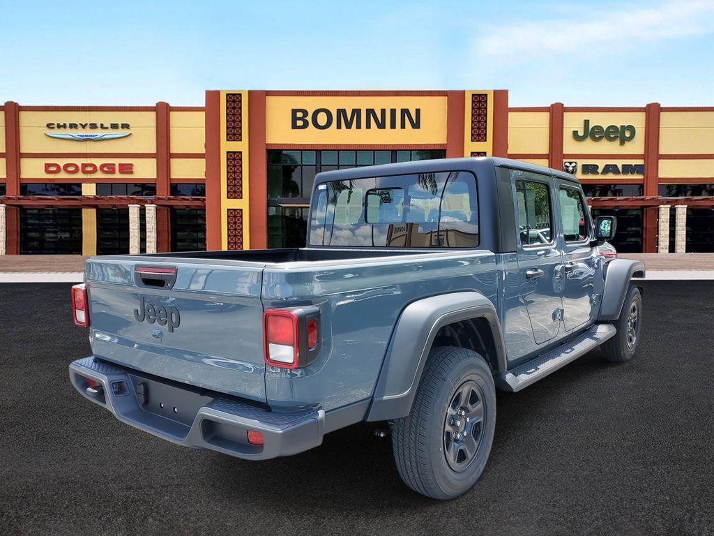 new 2025 Jeep Gladiator car, priced at $33,622