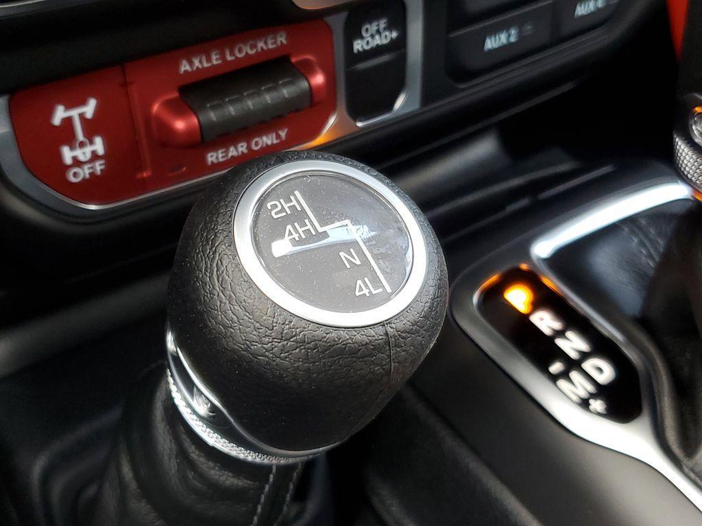 new 2025 Jeep Wrangler car, priced at $38,087