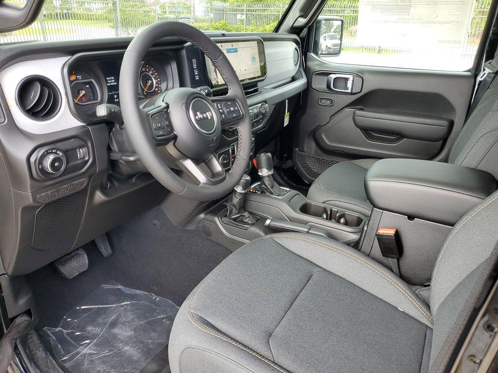 new 2025 Jeep Wrangler car, priced at $45,680