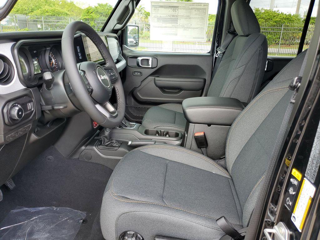 new 2025 Jeep Wrangler car, priced at $45,680