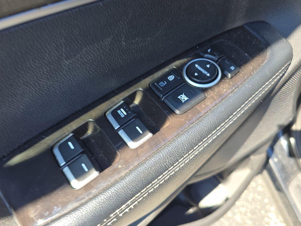 used 2017 Kia Sorento car, priced at $9,990