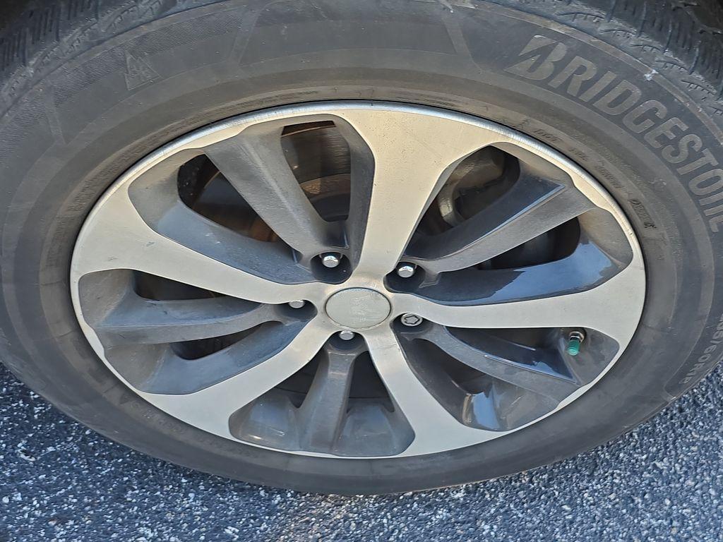 used 2017 Kia Sorento car, priced at $9,990