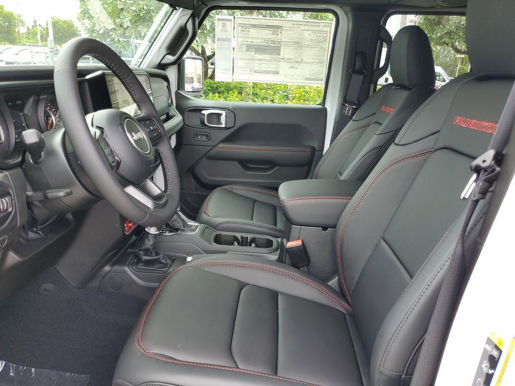 new 2025 Jeep Wrangler car, priced at $51,306