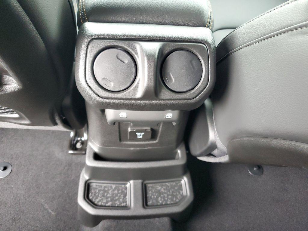 new 2025 Jeep Wrangler car, priced at $46,227