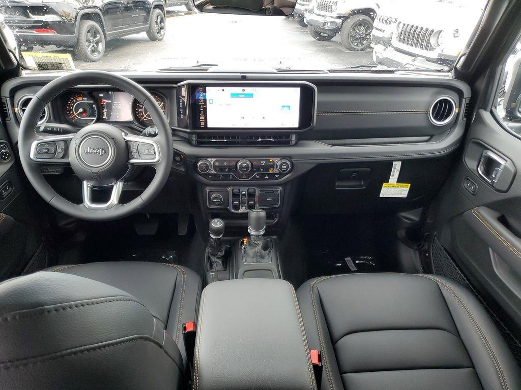 new 2025 Jeep Wrangler car, priced at $46,227