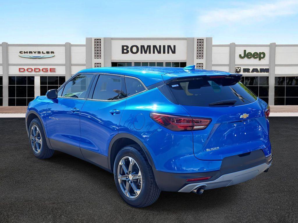 used 2025 Chevrolet Blazer car, priced at $25,490