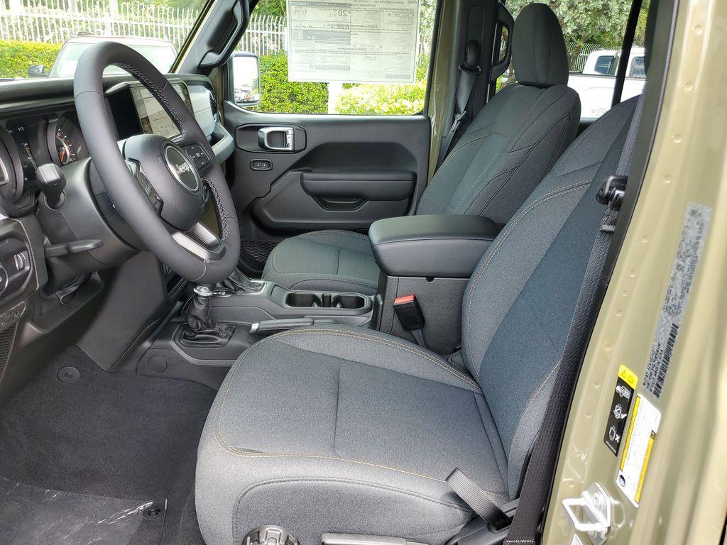 new 2025 Jeep Wrangler car, priced at $41,671
