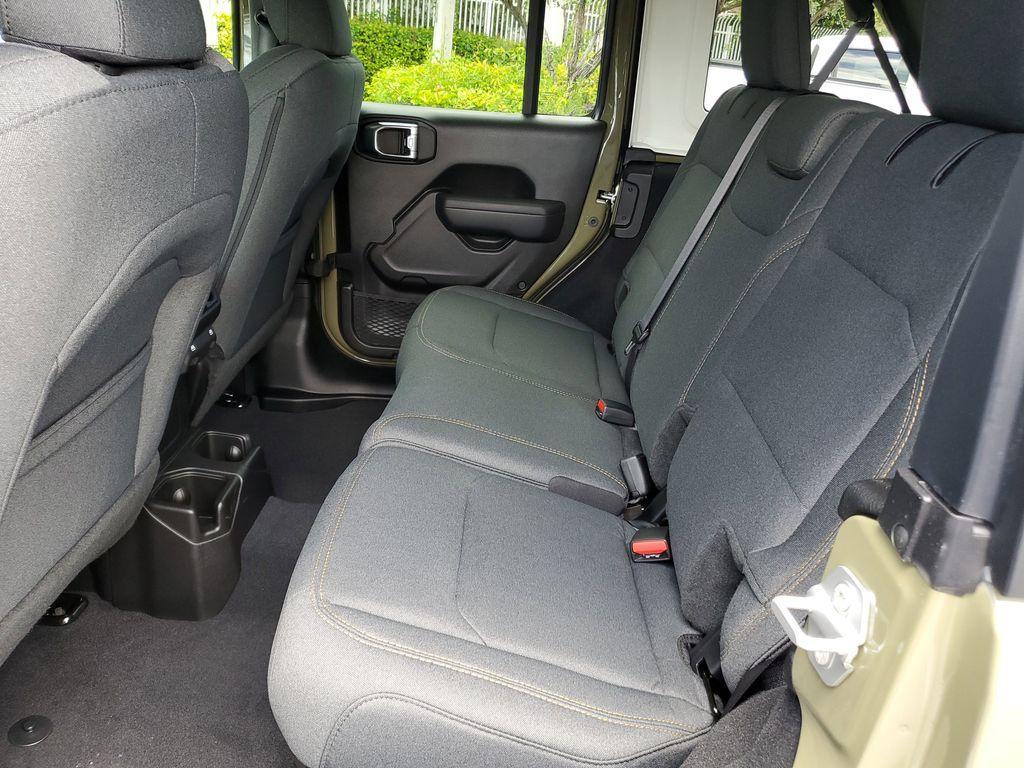 new 2025 Jeep Wrangler car, priced at $41,671