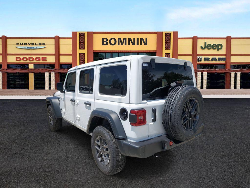 new 2025 Jeep Wrangler car, priced at $43,276