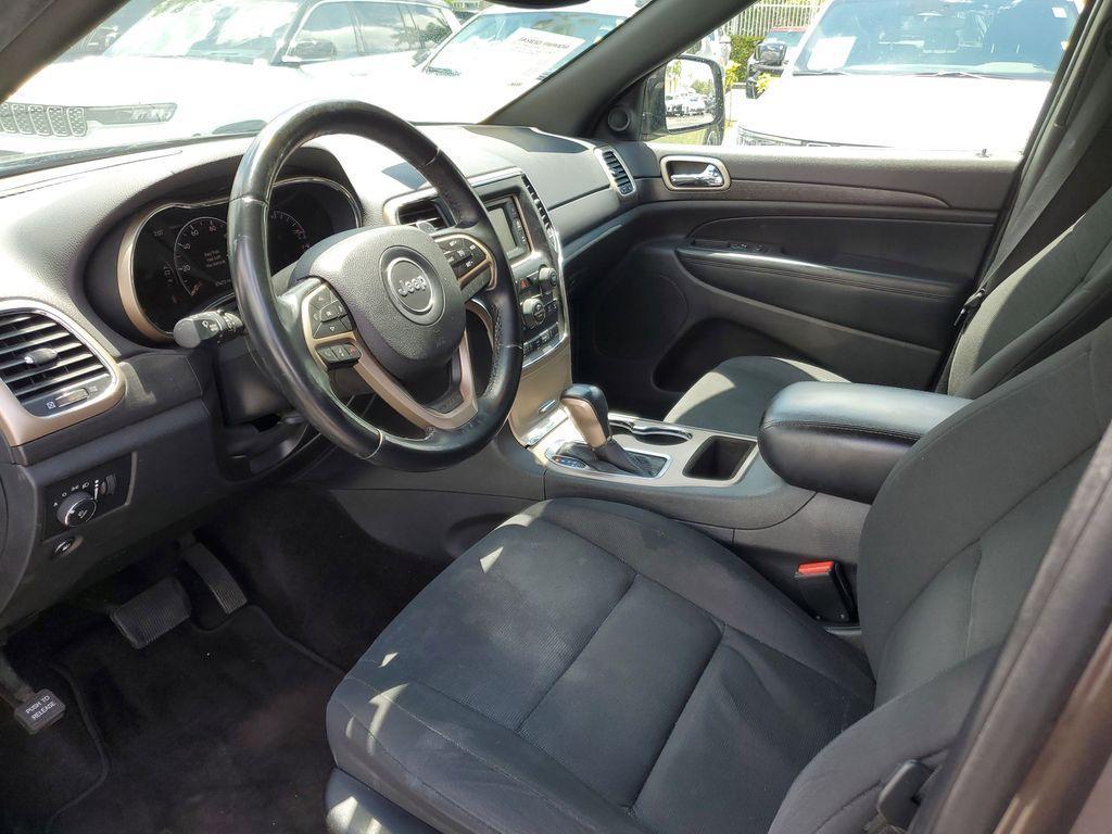 used 2017 Jeep Grand Cherokee car, priced at $12,990