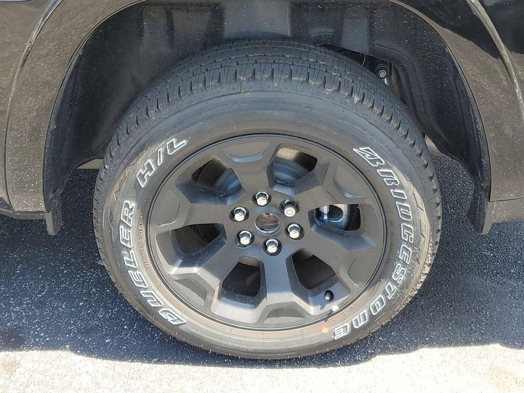 new 2025 Ram 1500 car, priced at $42,043