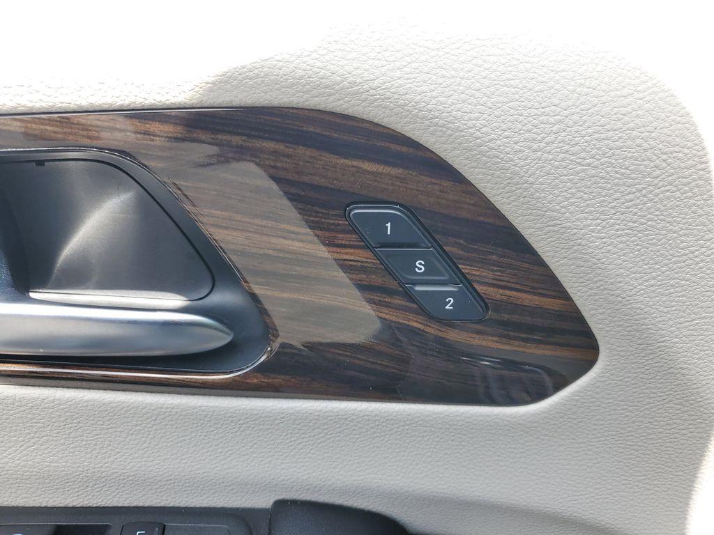 used 2021 Chrysler Pacifica car, priced at $18,490