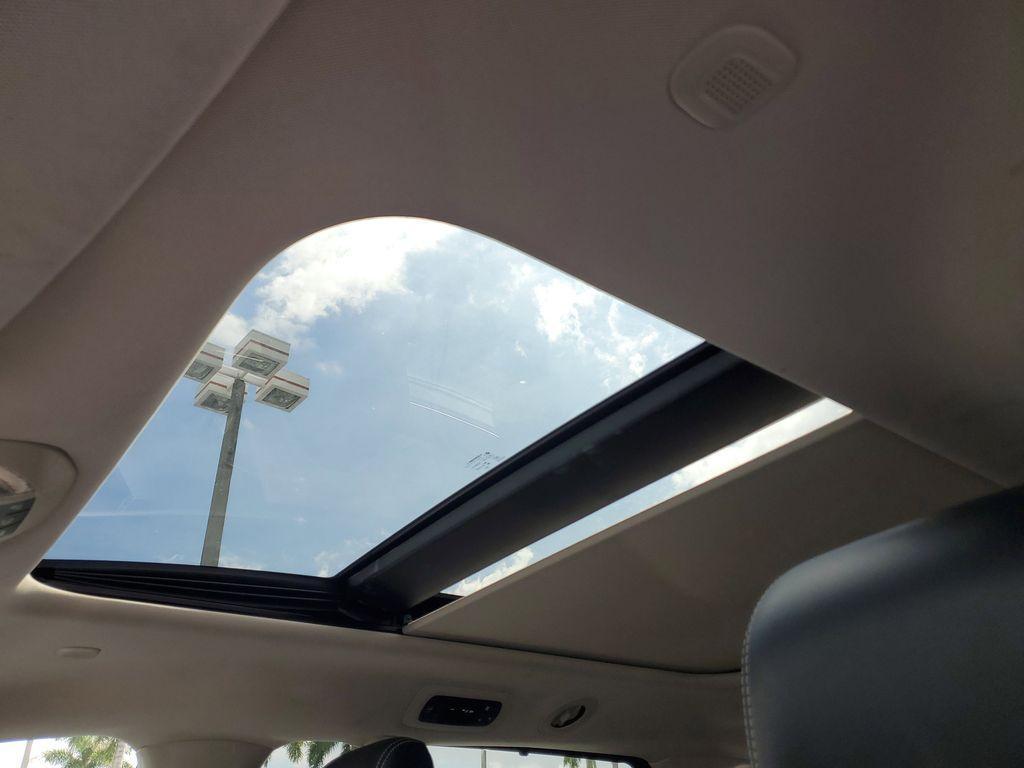 used 2021 Chrysler Pacifica car, priced at $18,490