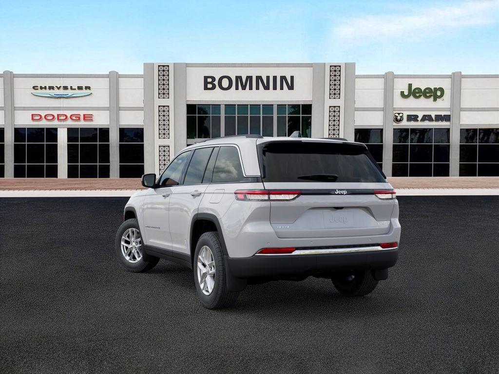 new 2025 Jeep Grand Cherokee car, priced at $31,825