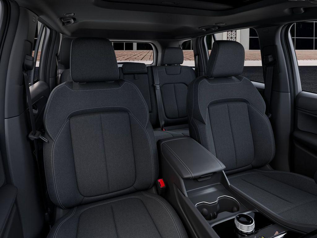 new 2025 Jeep Grand Cherokee car, priced at $31,825