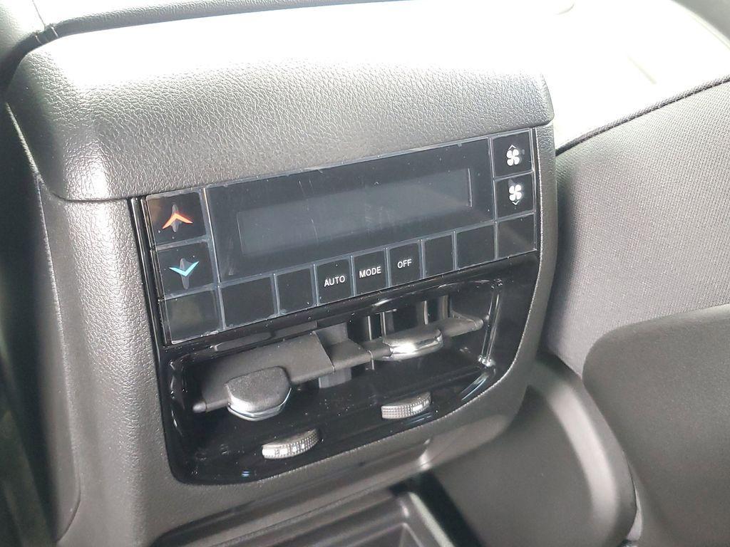 new 2025 Jeep Grand Cherokee L car, priced at $30,590