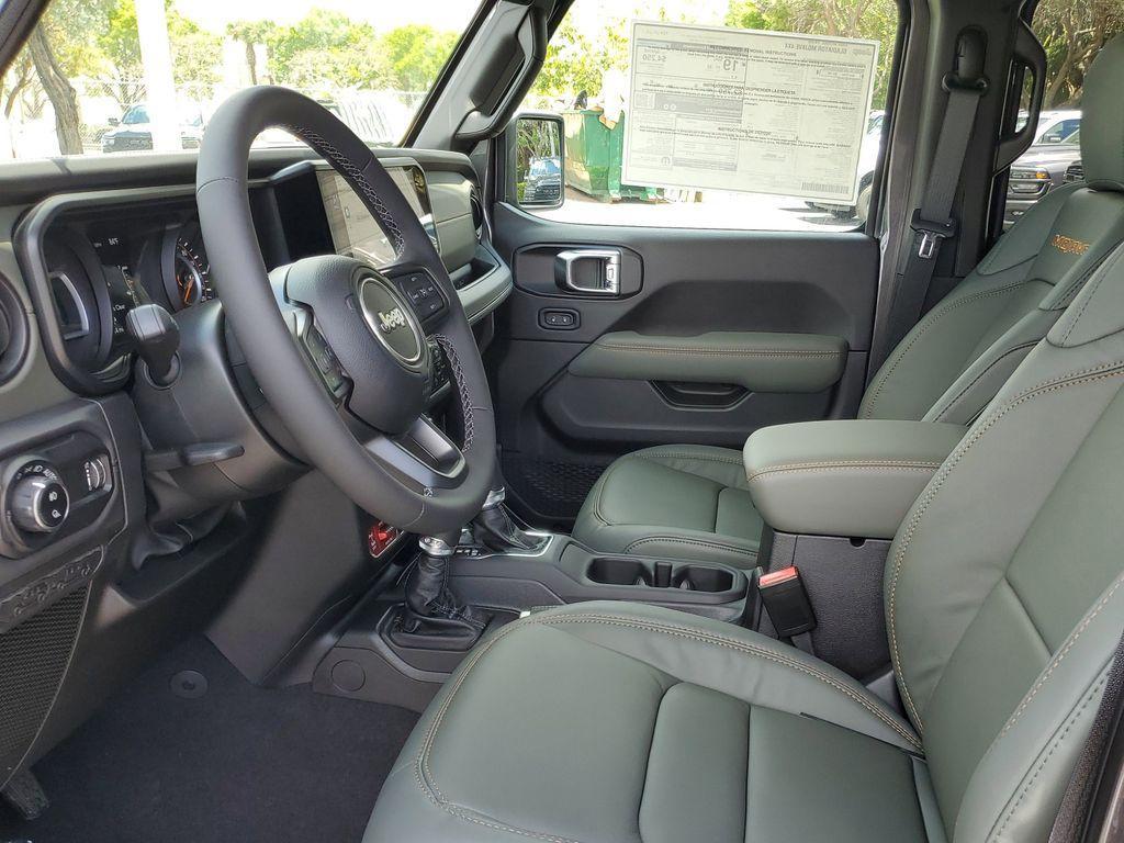 new 2025 Jeep Gladiator car, priced at $46,861