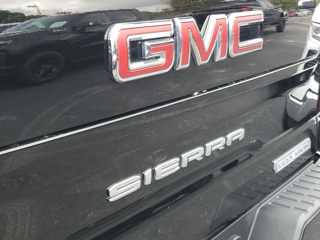 used 2022 GMC Sierra 1500 car, priced at $38,490