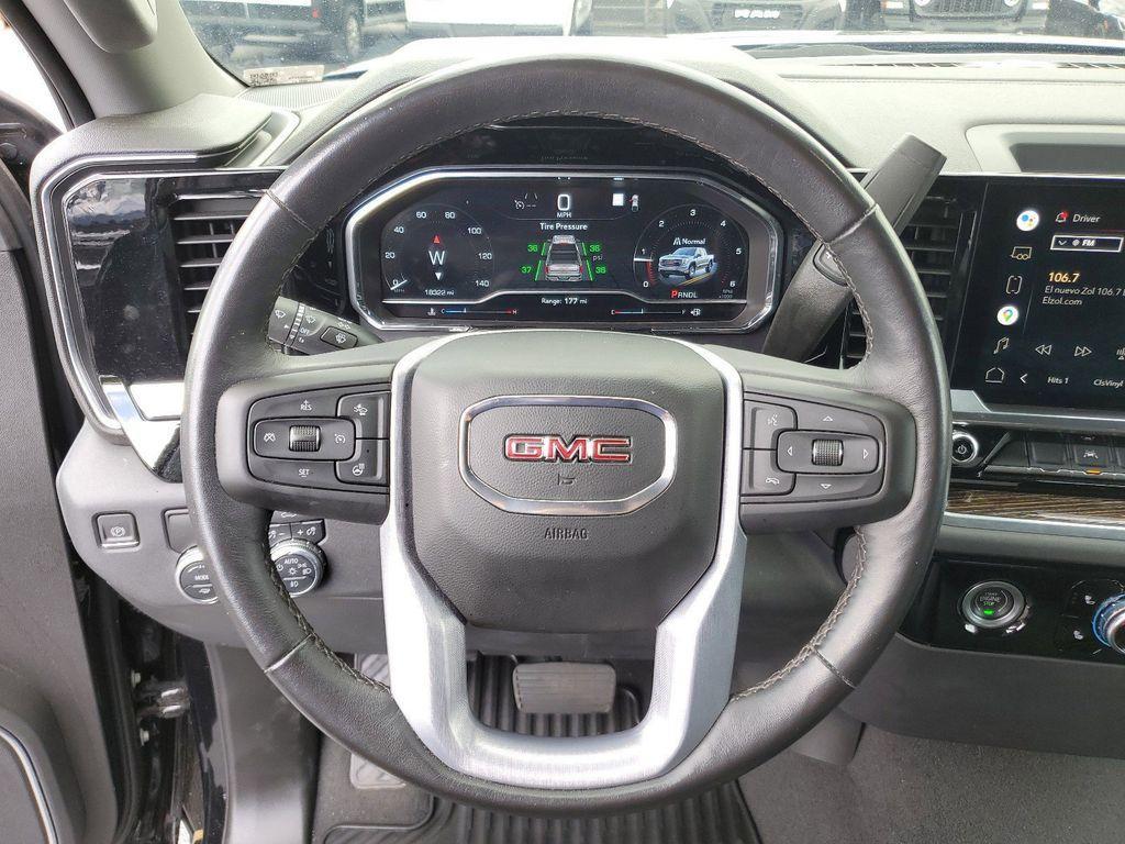 used 2022 GMC Sierra 1500 car, priced at $38,490