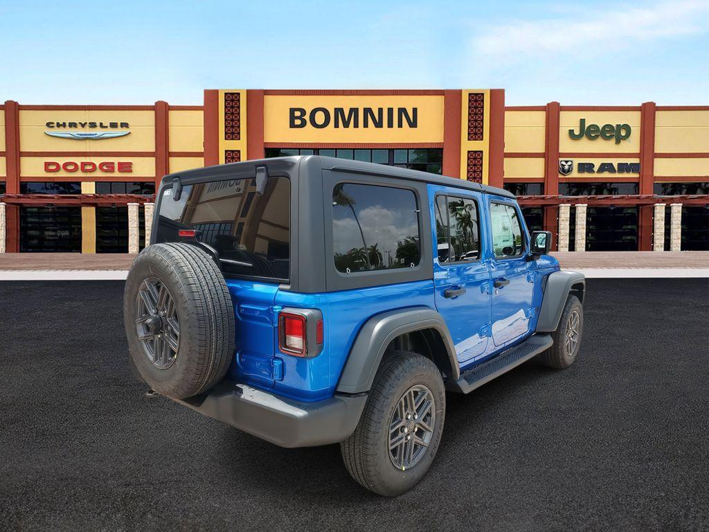 new 2025 Jeep Wrangler car, priced at $40,076