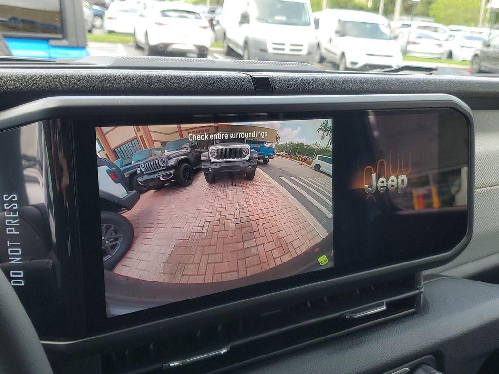 new 2025 Jeep Wrangler car, priced at $40,076