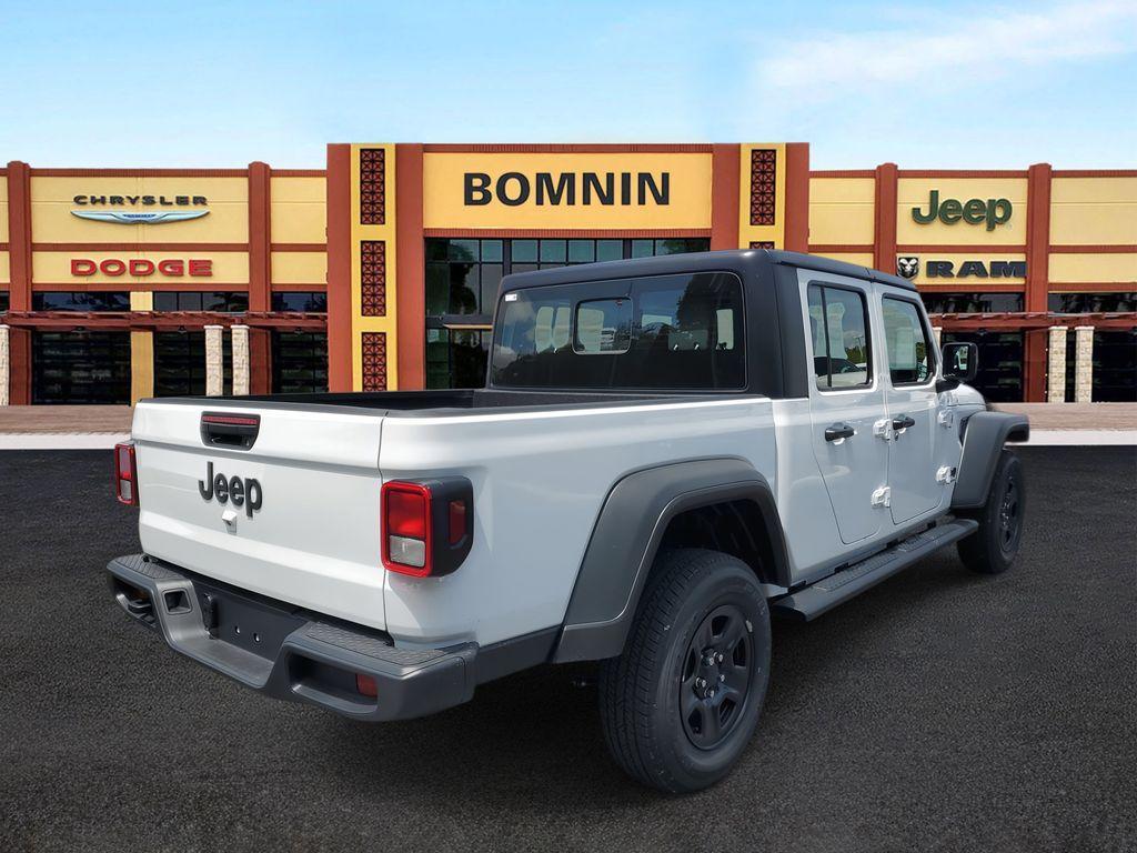 new 2025 Jeep Gladiator car, priced at $33,222