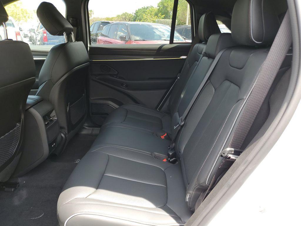 new 2025 Jeep Wagoneer S car, priced at $49,974