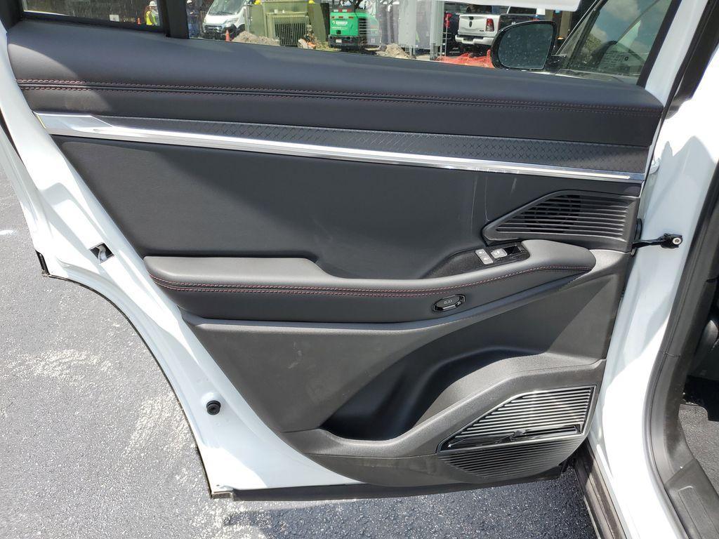new 2025 Jeep Wagoneer S car, priced at $49,974