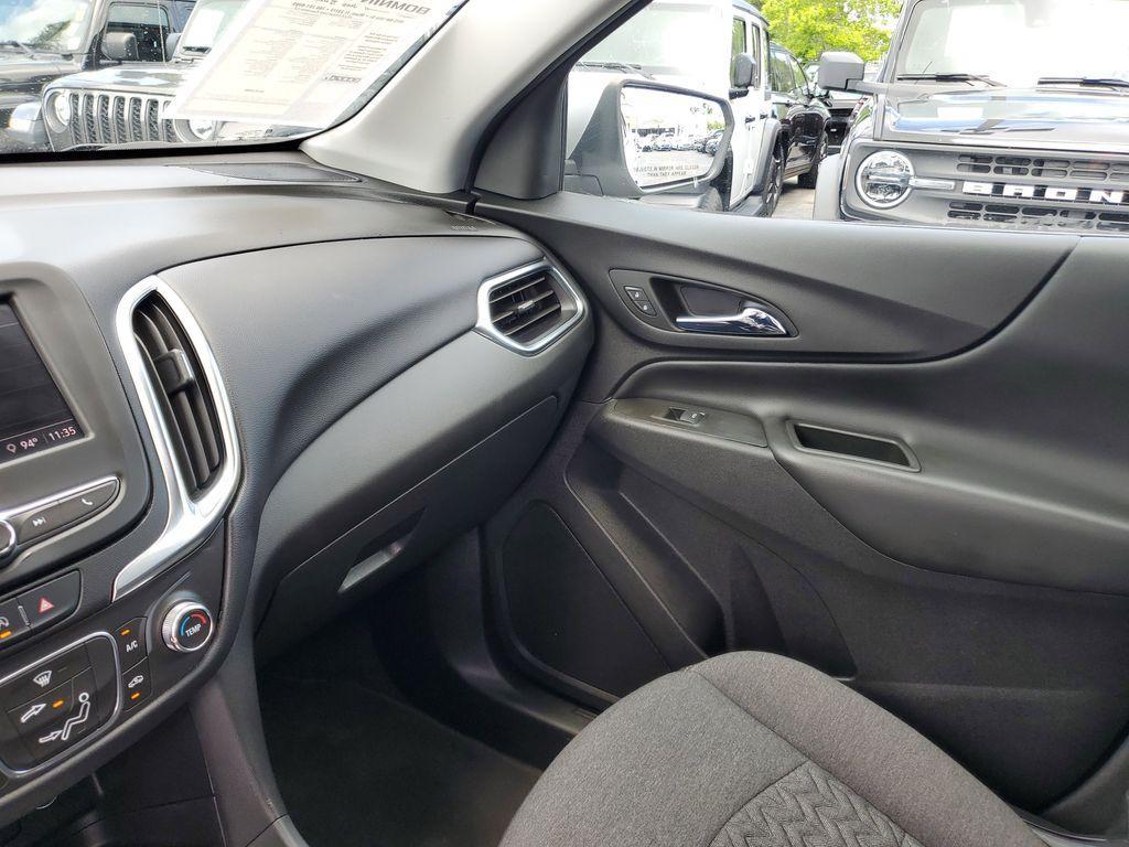 used 2022 Chevrolet Equinox car, priced at $18,490