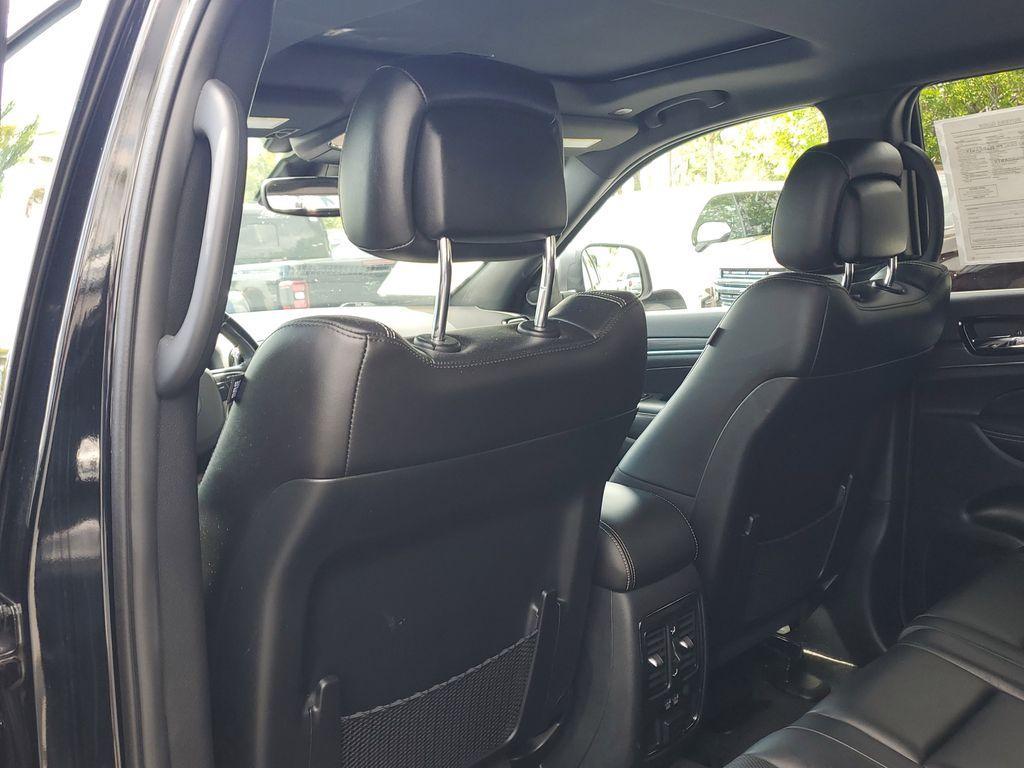 used 2021 Jeep Grand Cherokee car, priced at $19,990