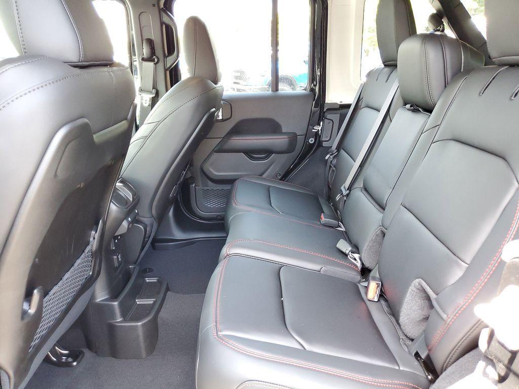 new 2025 Jeep Wrangler car, priced at $52,315