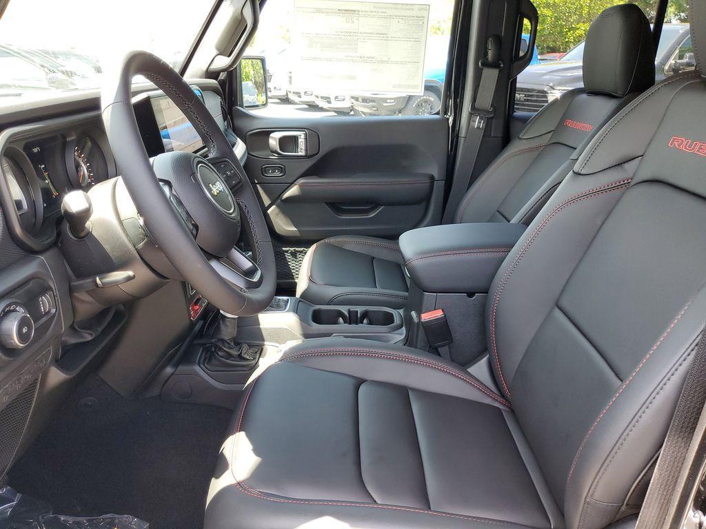 new 2025 Jeep Wrangler car, priced at $52,315