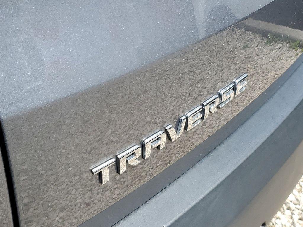 used 2021 Chevrolet Traverse car, priced at $19,990