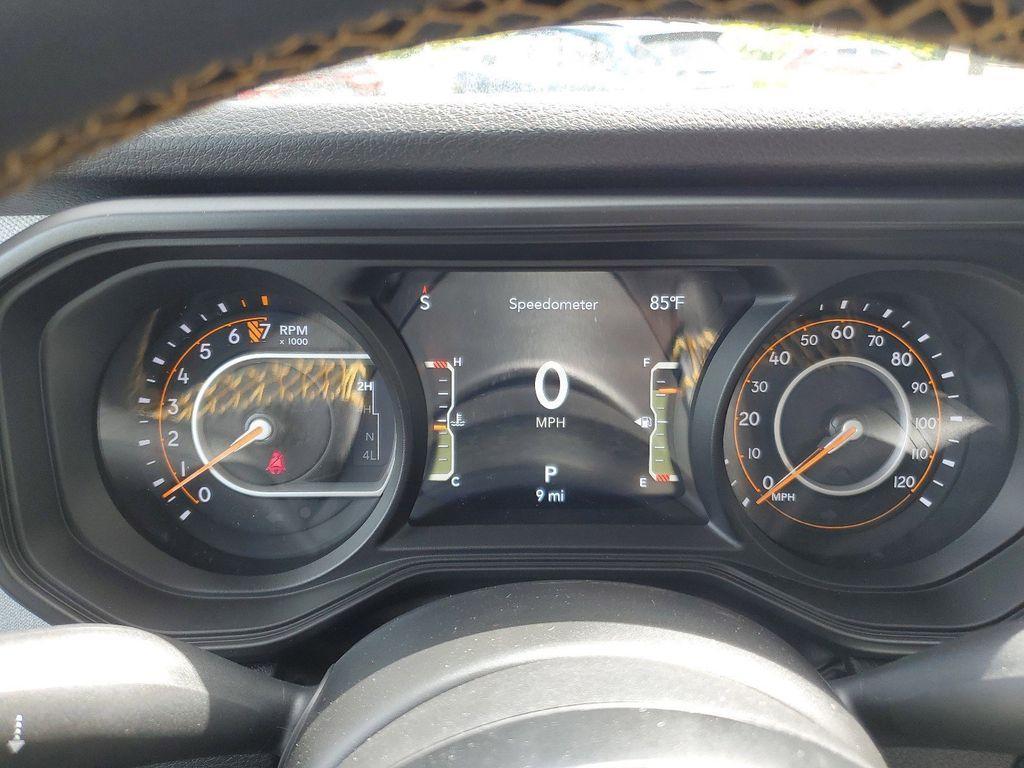 new 2025 Jeep Gladiator car, priced at $37,578