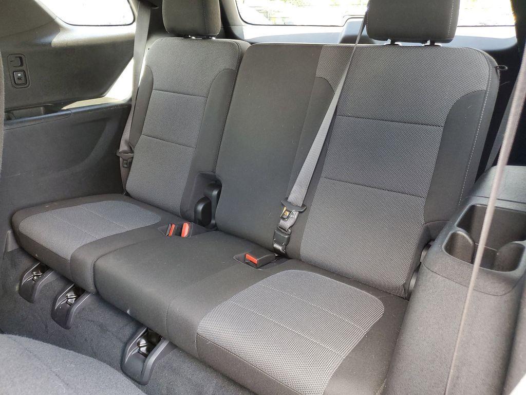 used 2022 Chevrolet Traverse car, priced at $24,490