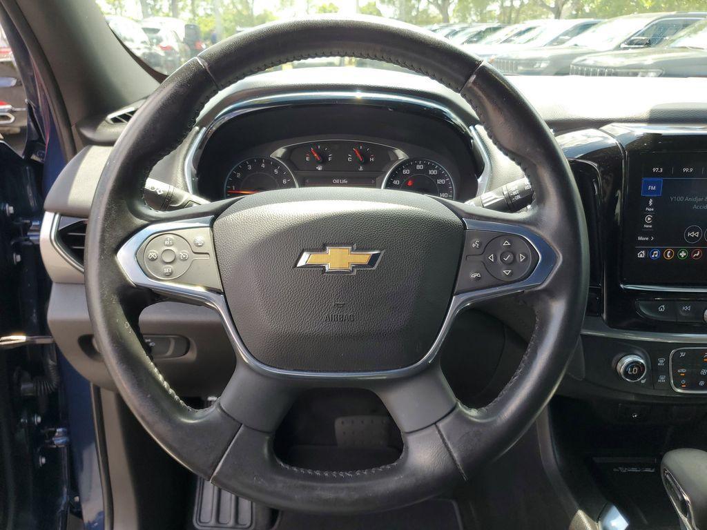 used 2022 Chevrolet Traverse car, priced at $24,490