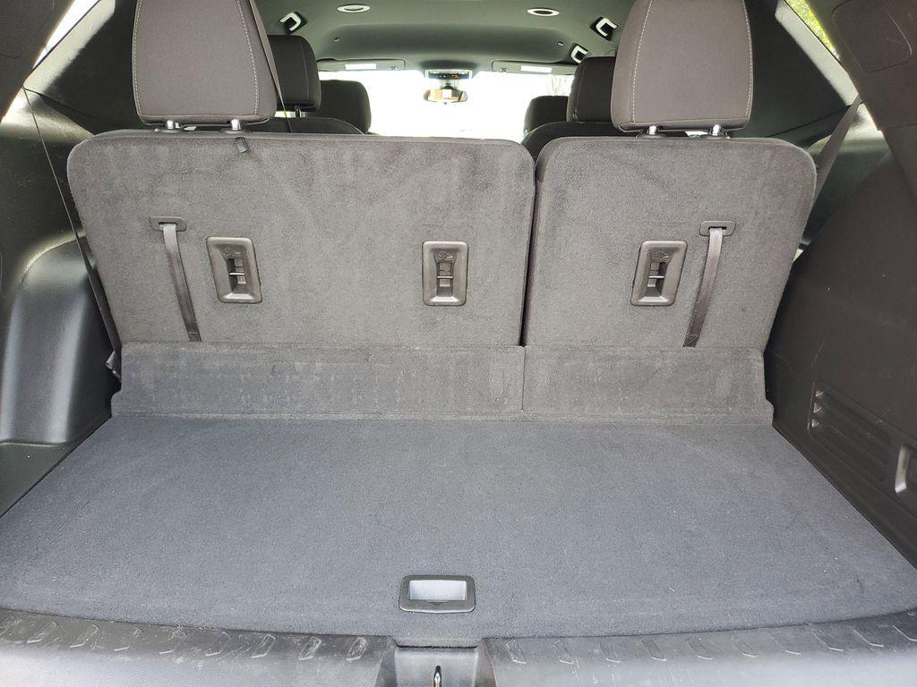 used 2022 Chevrolet Traverse car, priced at $24,490